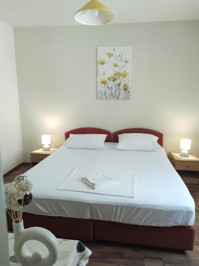 Guesthouse Anna Дубровник Екстериор снимка