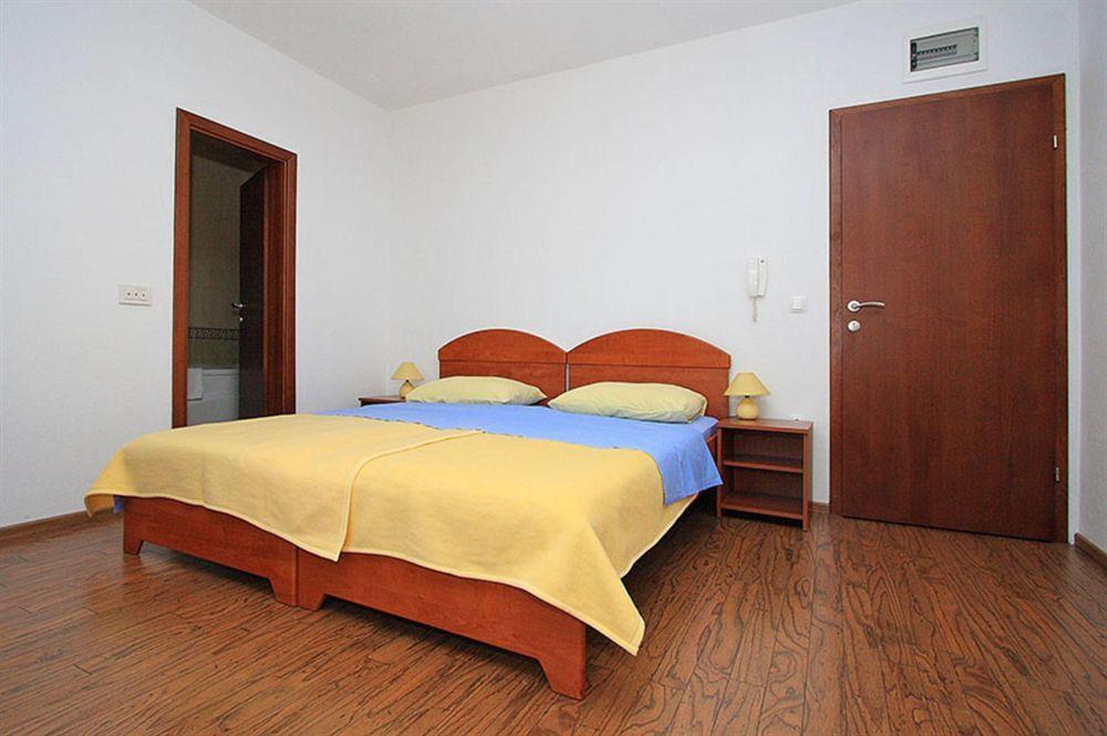 Guesthouse Anna Дубровник Екстериор снимка